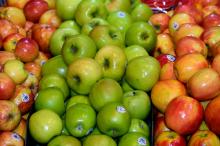 פירות בסופרמרקט